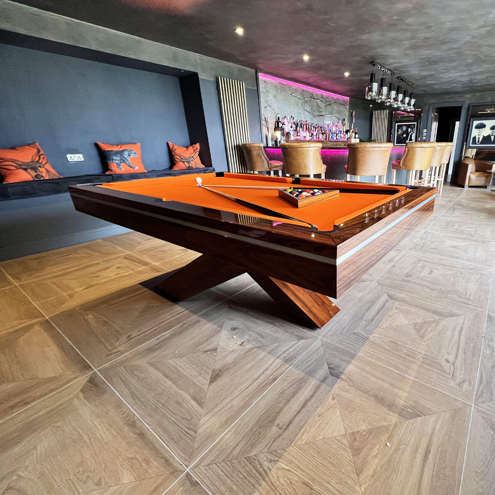 Cue-King Equilibrium Pool Table (Fully Customisable)